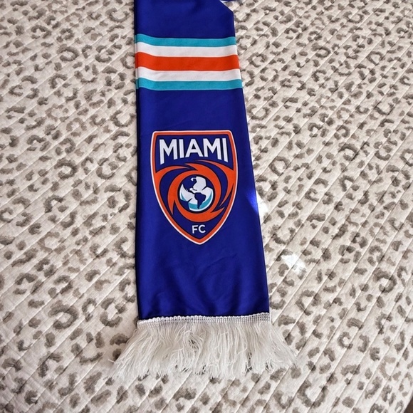 Miami FC‎ Futbol Club Fan Scarf; Soccer; Royal Blue w/Aqua/Orange; 60" x 7" - Picture 4 of 6